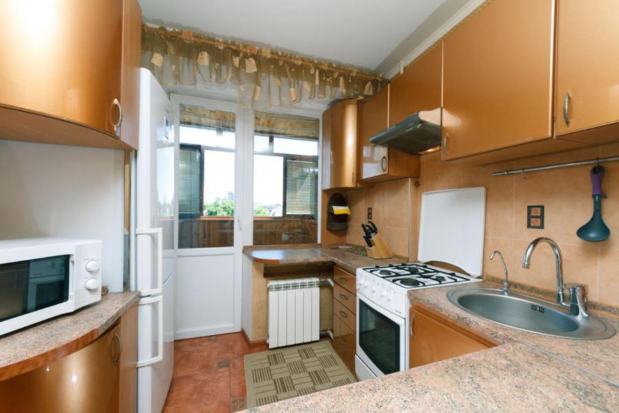 Apartment On Volodymirska 73 Street Kyiv Exterior foto