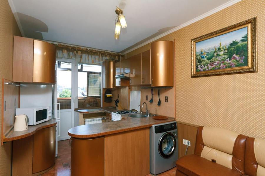 Apartment On Volodymirska 73 Street Kyiv Exterior foto